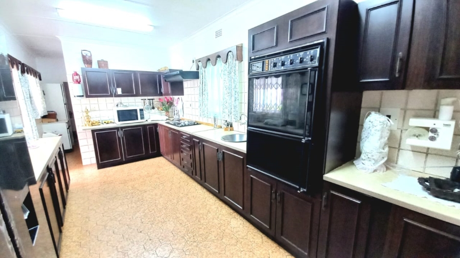 3 Bedroom Property for Sale in Vanderbijlpark SE 2 Gauteng