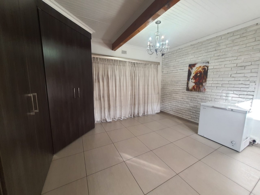 5 Bedroom Property for Sale in Vanderbijlpark SE 2 Gauteng