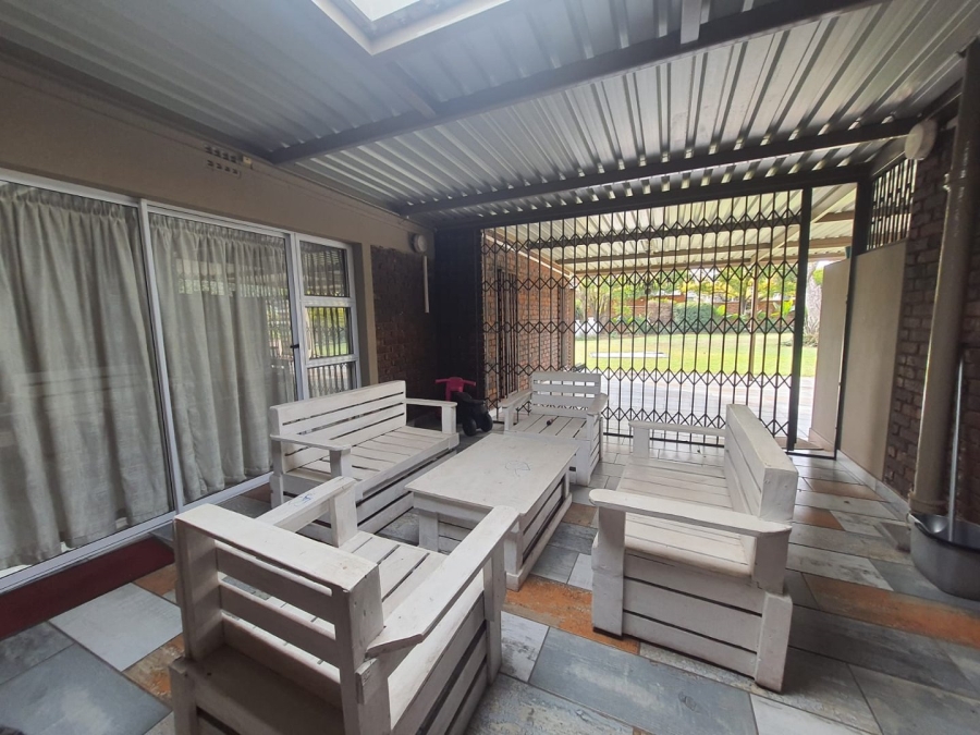 5 Bedroom Property for Sale in Vanderbijlpark SE 2 Gauteng