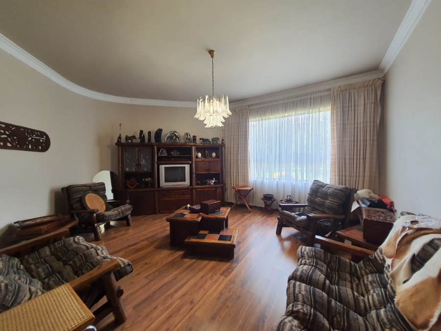 4 Bedroom Property for Sale in Vanderbijlpark SE 2 Gauteng