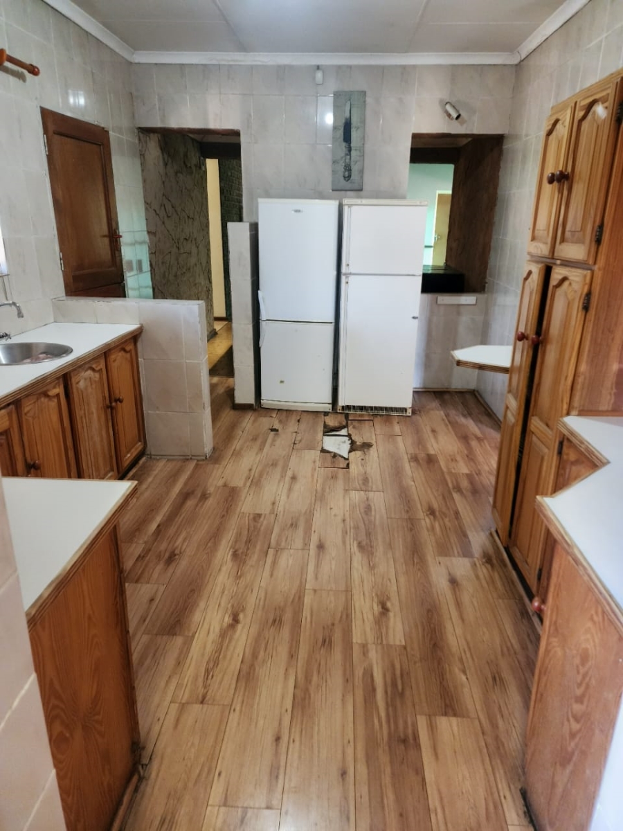 9 Bedroom Property for Sale in Bedworth Park Gauteng