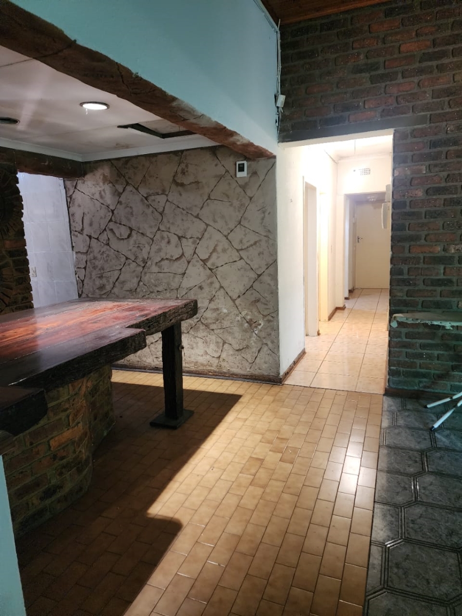 9 Bedroom Property for Sale in Bedworth Park Gauteng