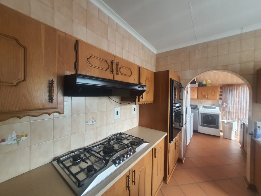 3 Bedroom Property for Sale in Vanderbijlpark SE 2 Gauteng