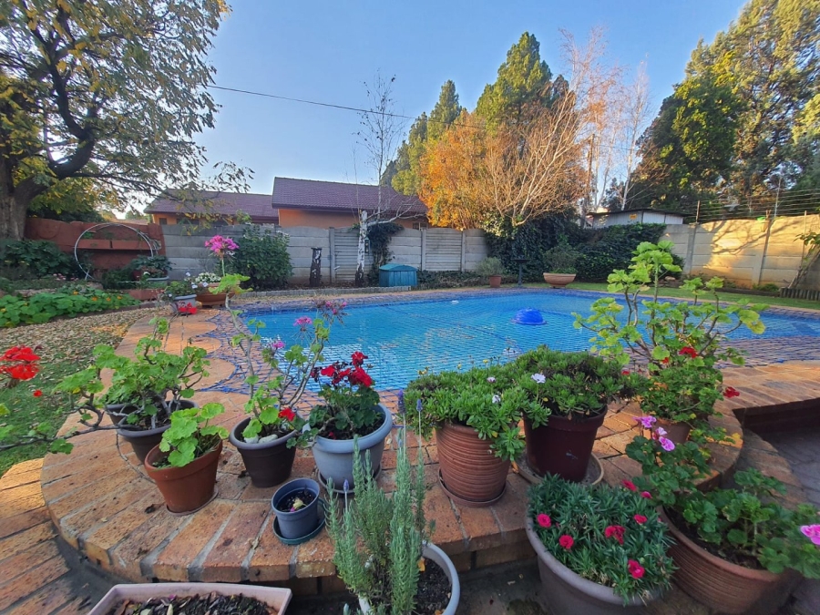 3 Bedroom Property for Sale in Vanderbijlpark SE 2 Gauteng