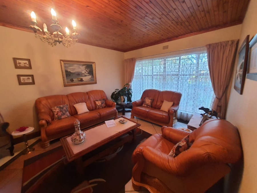 3 Bedroom Property for Sale in Vanderbijlpark SE 2 Gauteng