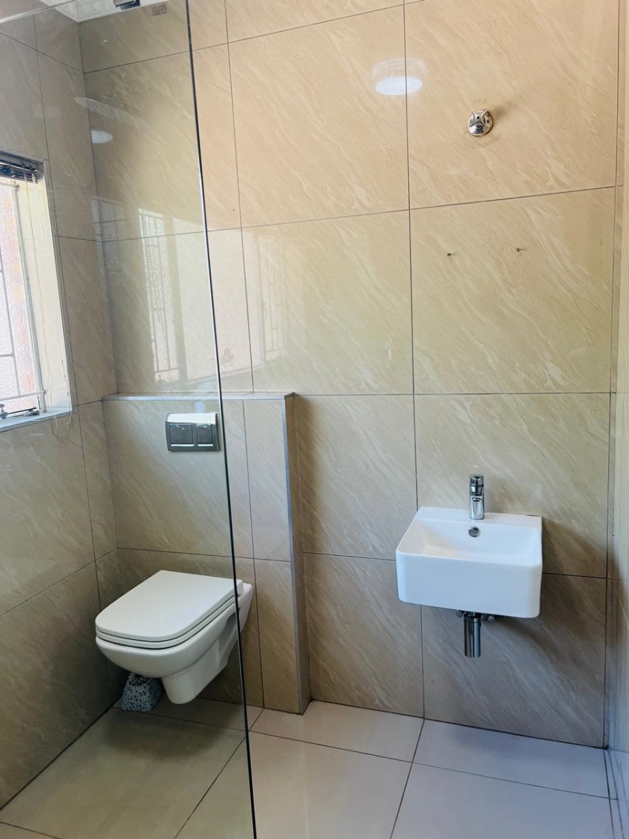 10 Bedroom Property for Sale in Bedworth Park Gauteng
