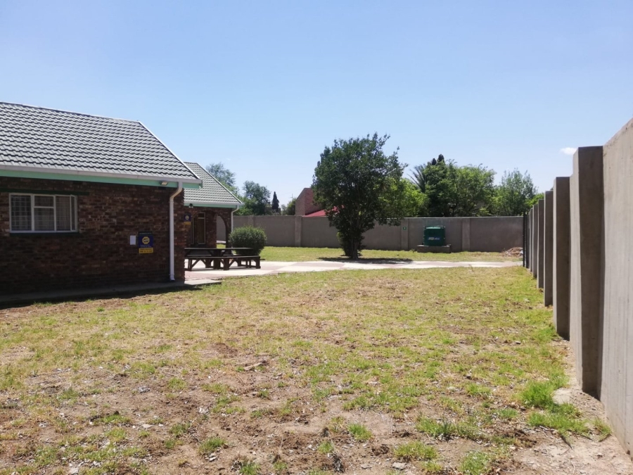 10 Bedroom Property for Sale in Bedworth Park Gauteng