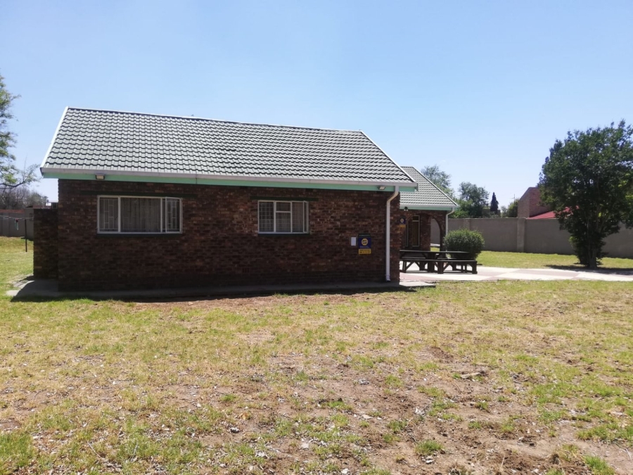 10 Bedroom Property for Sale in Bedworth Park Gauteng
