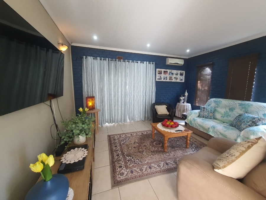 3 Bedroom Property for Sale in Vanderbijlpark SE 2 Gauteng
