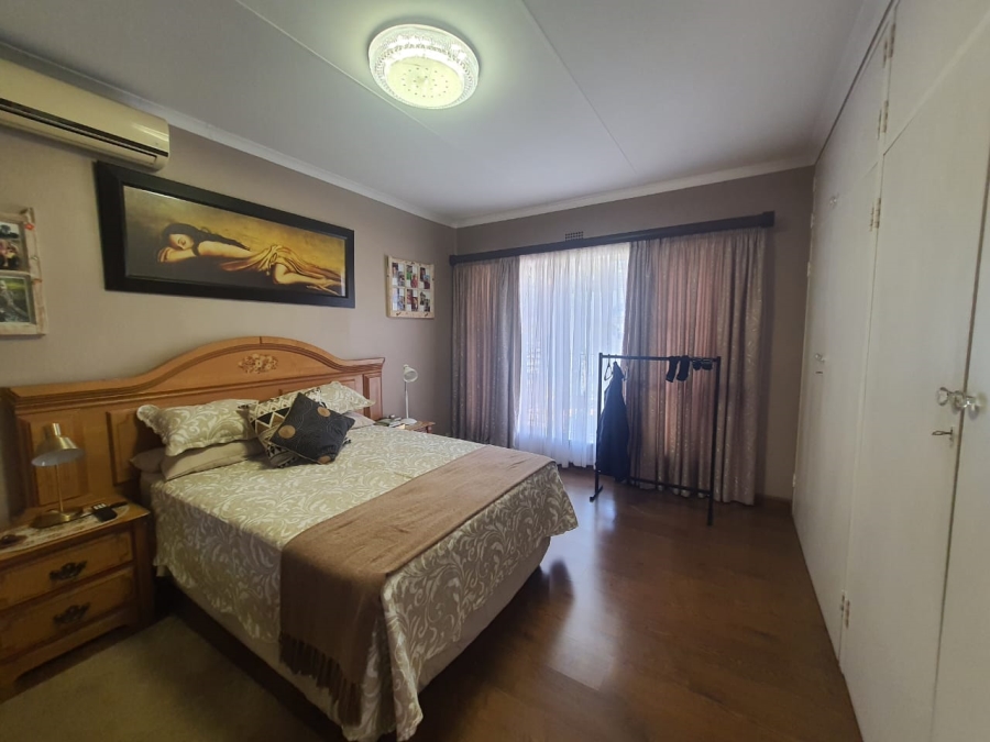 3 Bedroom Property for Sale in Vanderbijlpark SE 2 Gauteng
