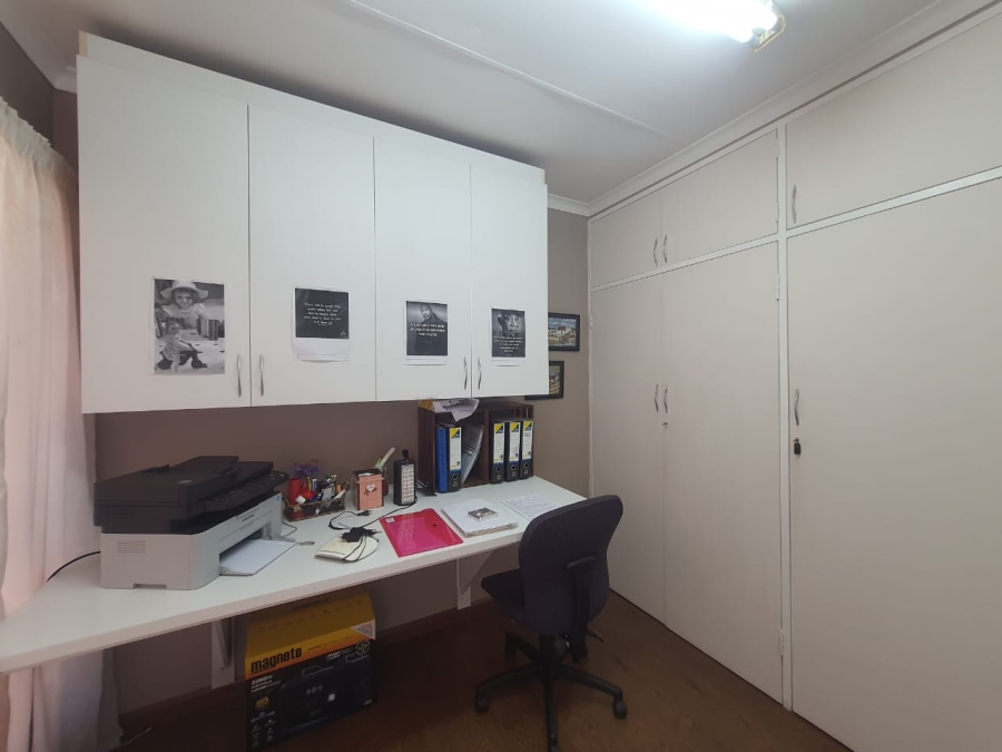 3 Bedroom Property for Sale in Vanderbijlpark SE 2 Gauteng