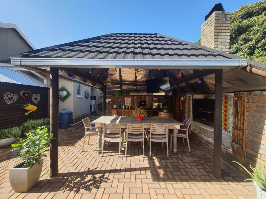 3 Bedroom Property for Sale in Vanderbijlpark SE 2 Gauteng