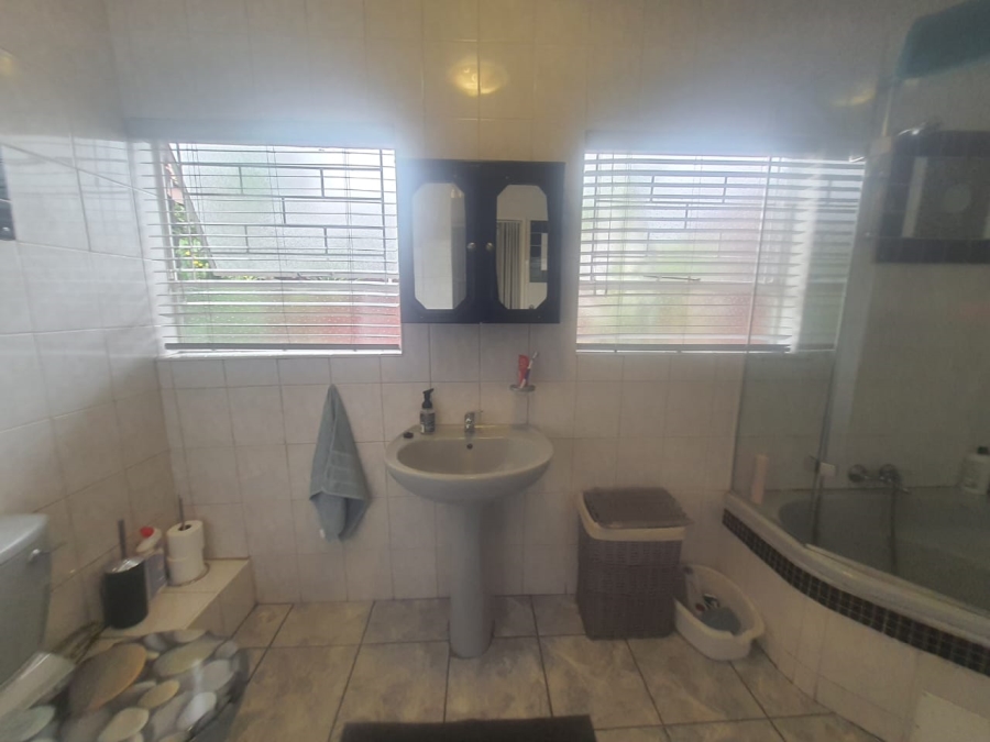 3 Bedroom Property for Sale in Vanderbijlpark SE 2 Gauteng
