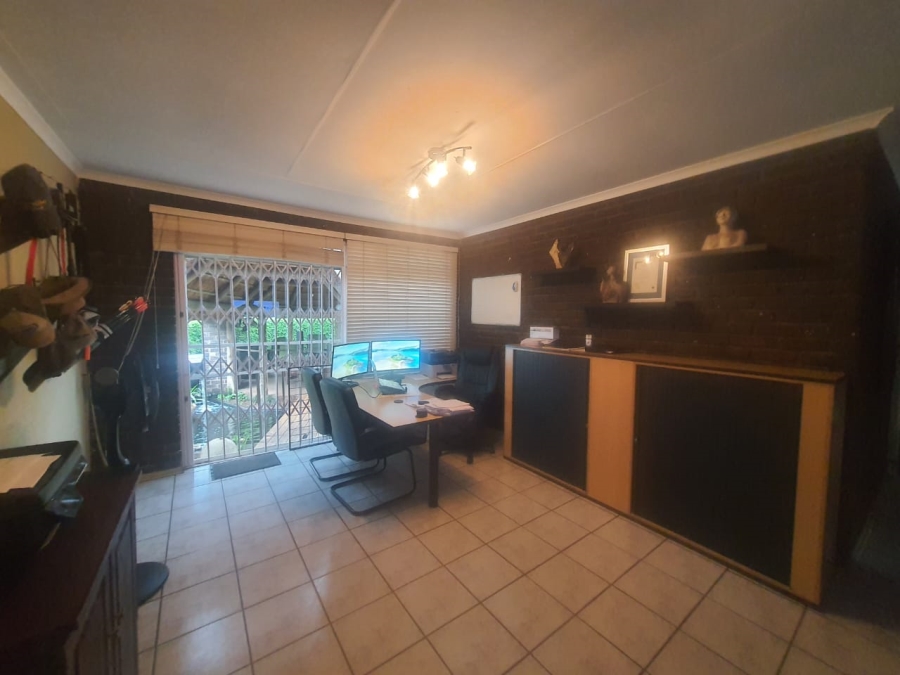 3 Bedroom Property for Sale in Vanderbijlpark SE 2 Gauteng