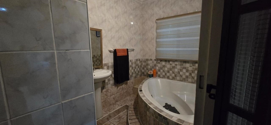3 Bedroom Property for Sale in Duncanville Gauteng