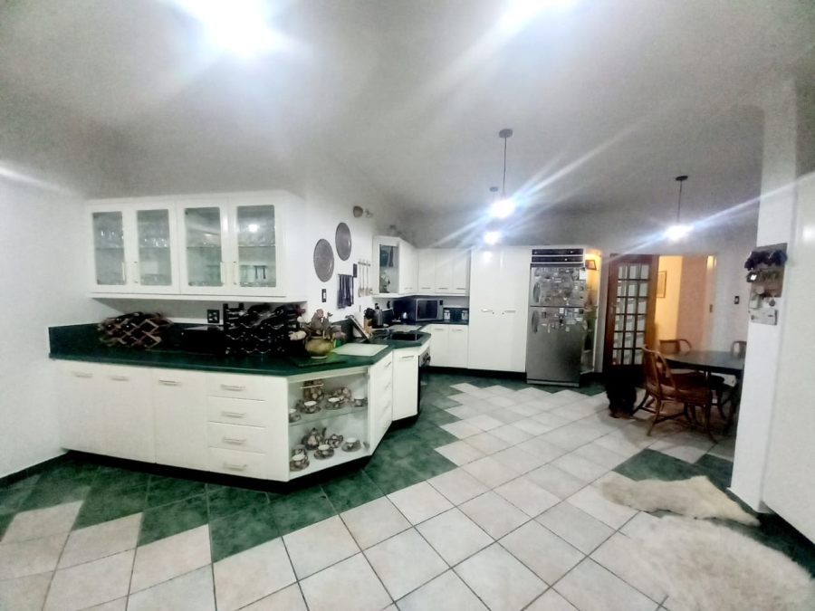 5 Bedroom Property for Sale in Arcon Park Gauteng