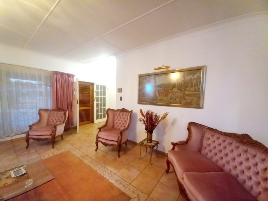 5 Bedroom Property for Sale in Arcon Park Gauteng