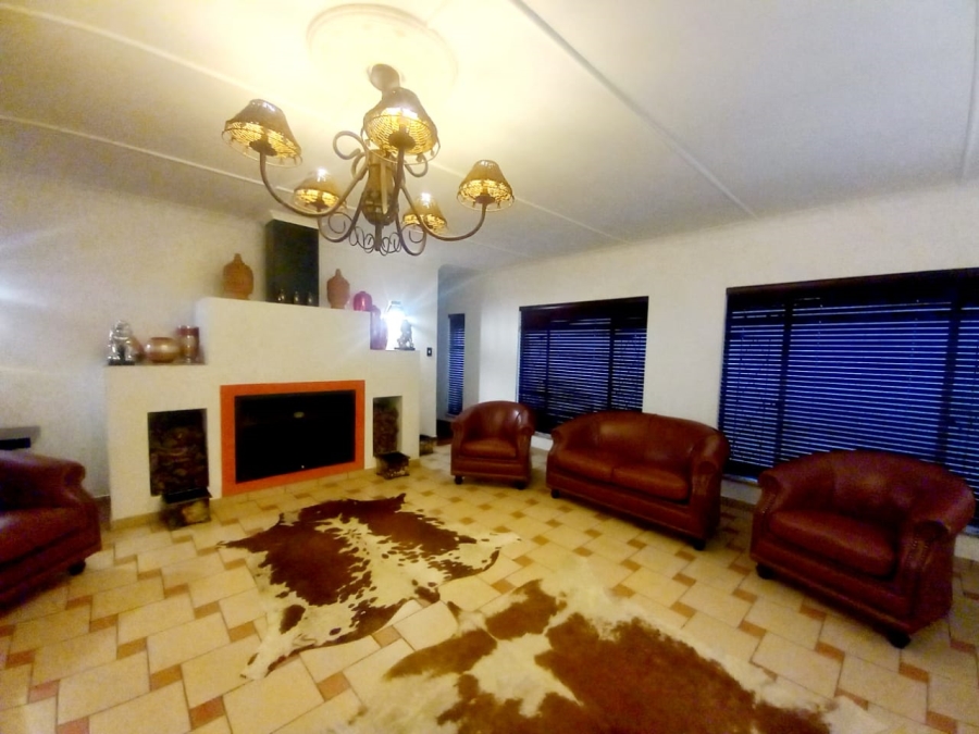 5 Bedroom Property for Sale in Arcon Park Gauteng