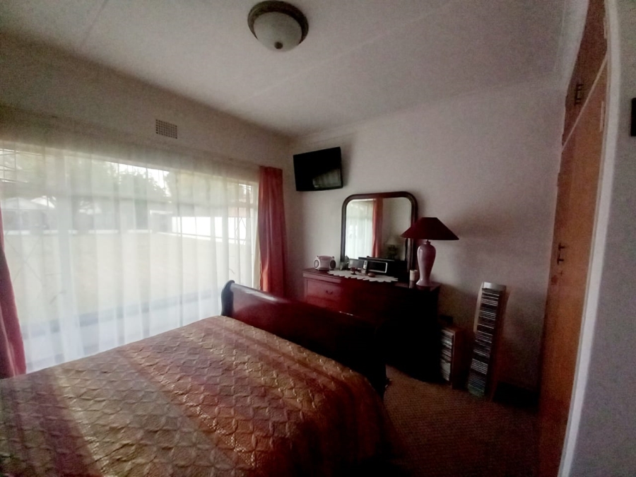 5 Bedroom Property for Sale in Arcon Park Gauteng