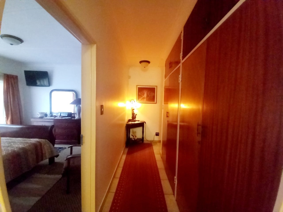 5 Bedroom Property for Sale in Arcon Park Gauteng