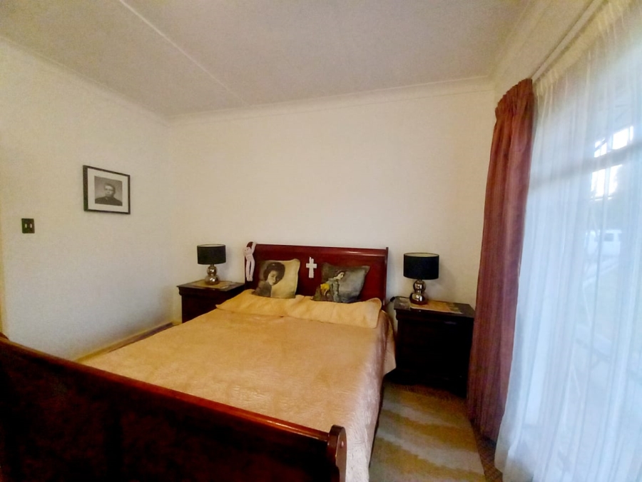 5 Bedroom Property for Sale in Arcon Park Gauteng