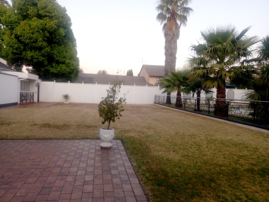 5 Bedroom Property for Sale in Arcon Park Gauteng