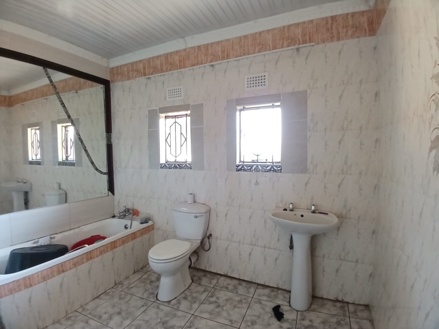 3 Bedroom Property for Sale in Bedworth Park Gauteng
