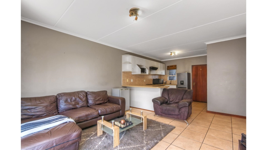 2 Bedroom Property for Sale in Sunninghill Gauteng