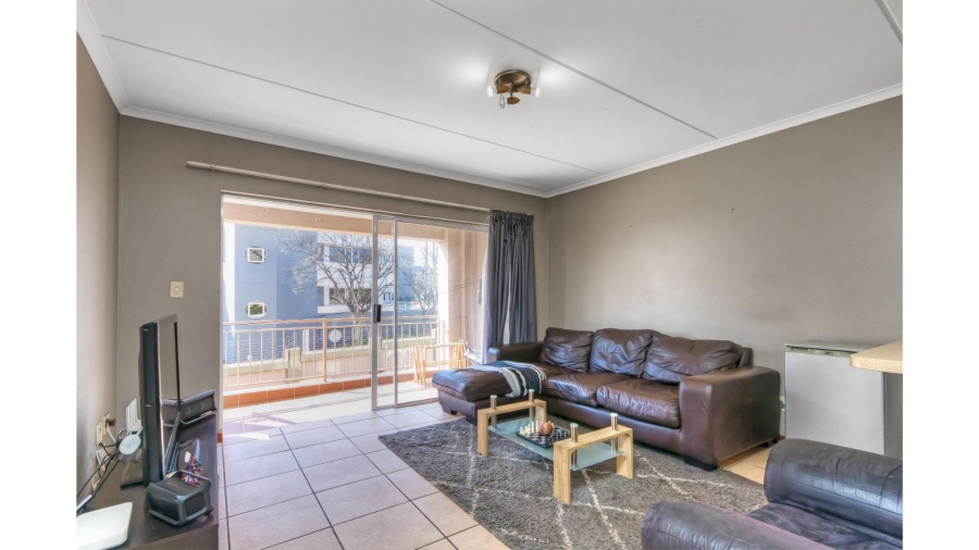 2 Bedroom Property for Sale in Sunninghill Gauteng