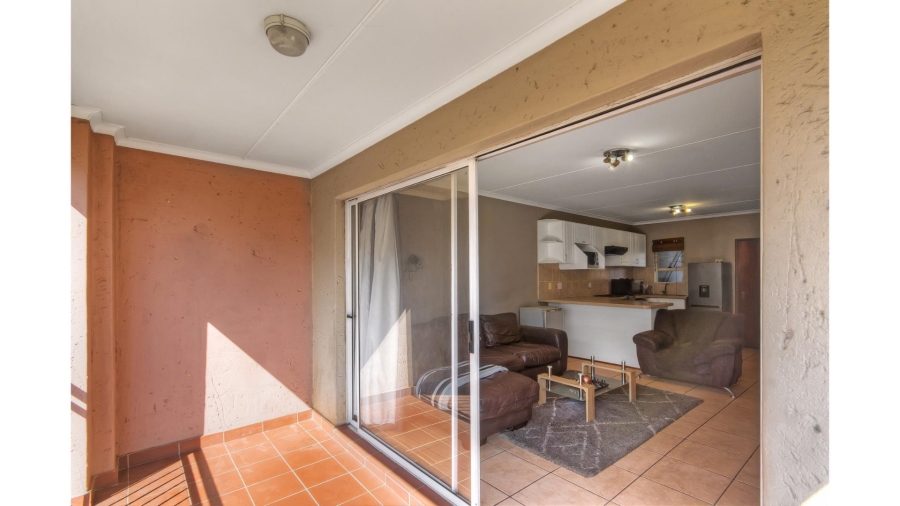 2 Bedroom Property for Sale in Sunninghill Gauteng