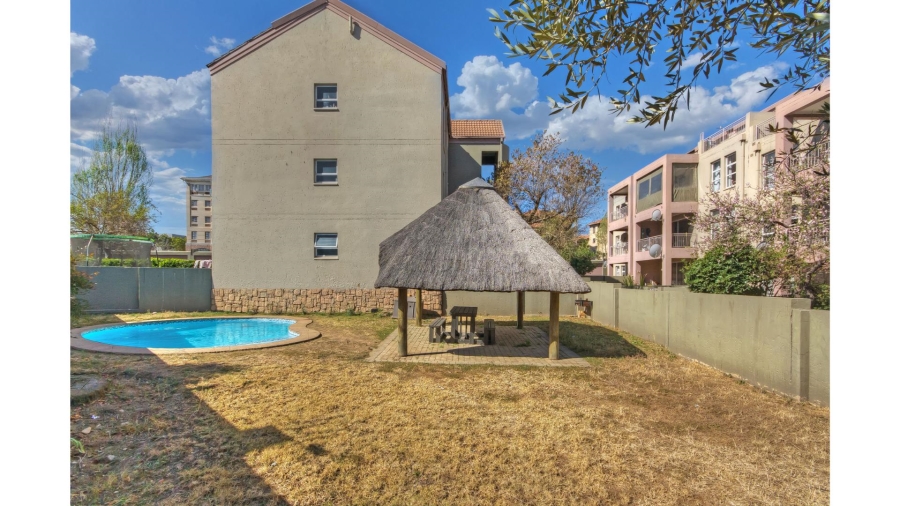 2 Bedroom Property for Sale in Sunninghill Gauteng