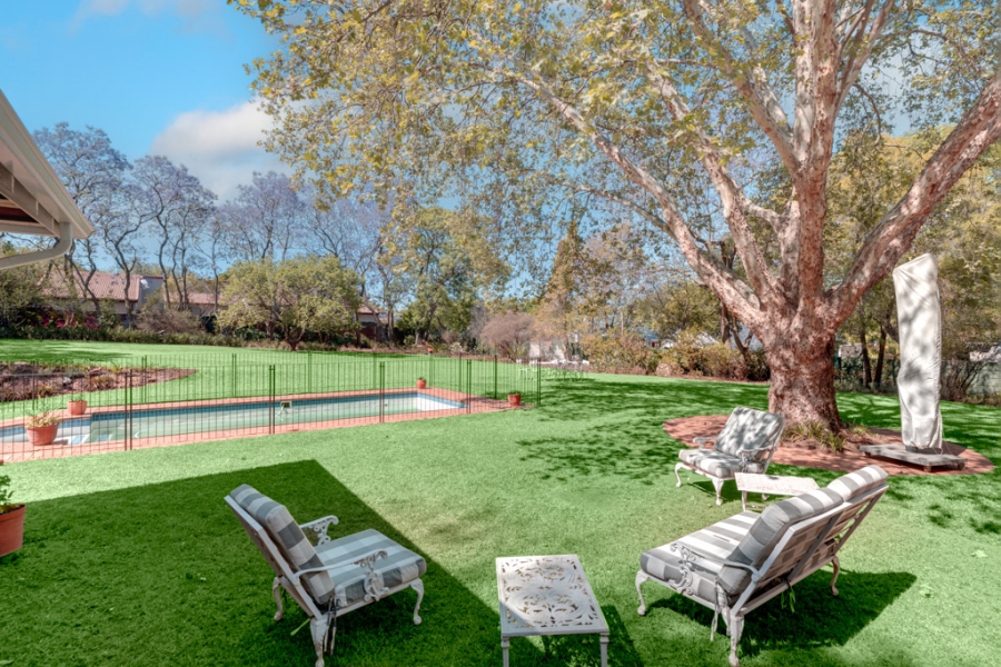 To Let 4 Bedroom Property for Rent in Bryanston Gauteng