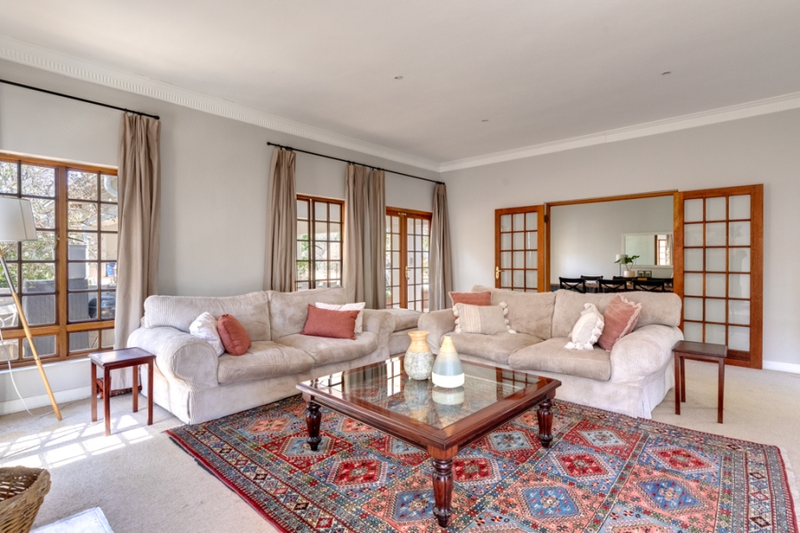 To Let 4 Bedroom Property for Rent in Bryanston Gauteng