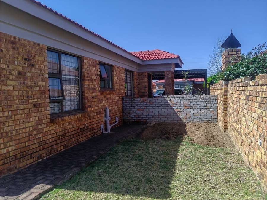 2 Bedroom Property for Sale in Southdowns Estate Gauteng