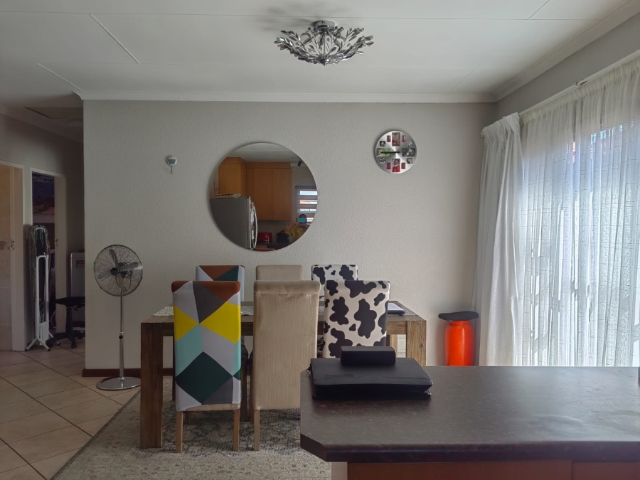 2 Bedroom Property for Sale in Southdowns Estate Gauteng