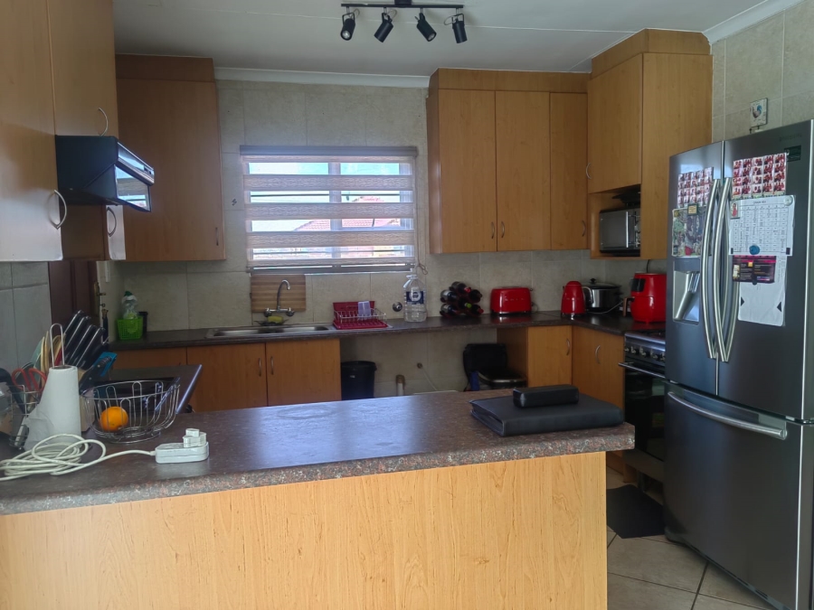 2 Bedroom Property for Sale in Southdowns Estate Gauteng