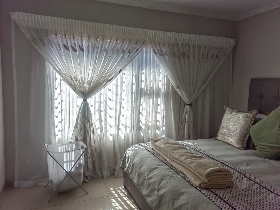 2 Bedroom Property for Sale in Southdowns Estate Gauteng