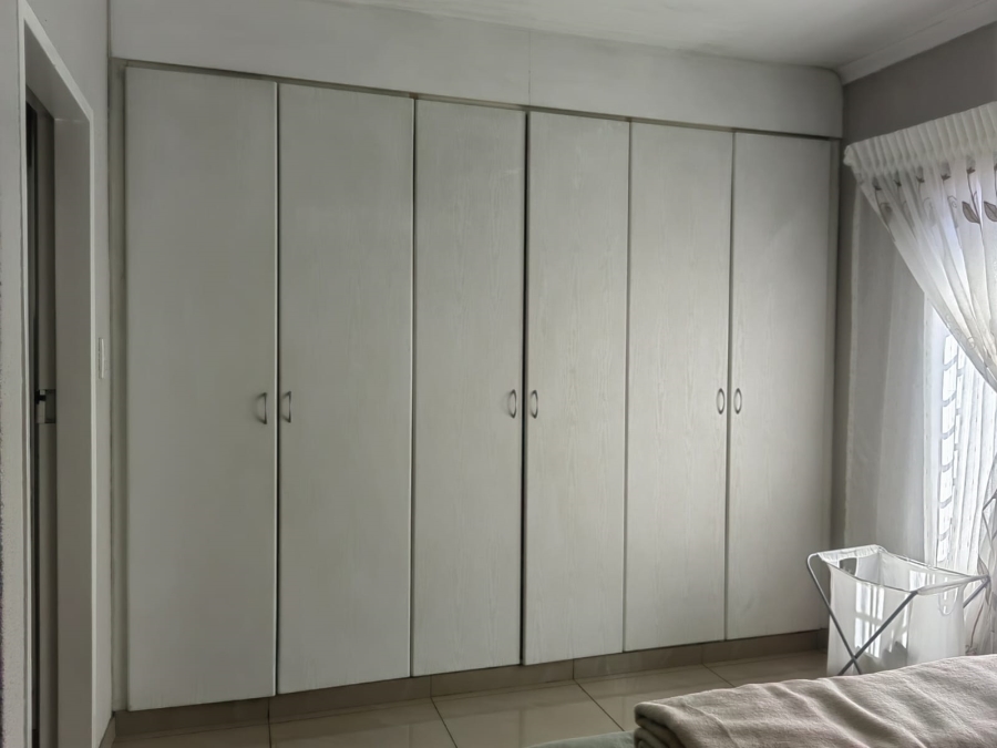 2 Bedroom Property for Sale in Southdowns Estate Gauteng