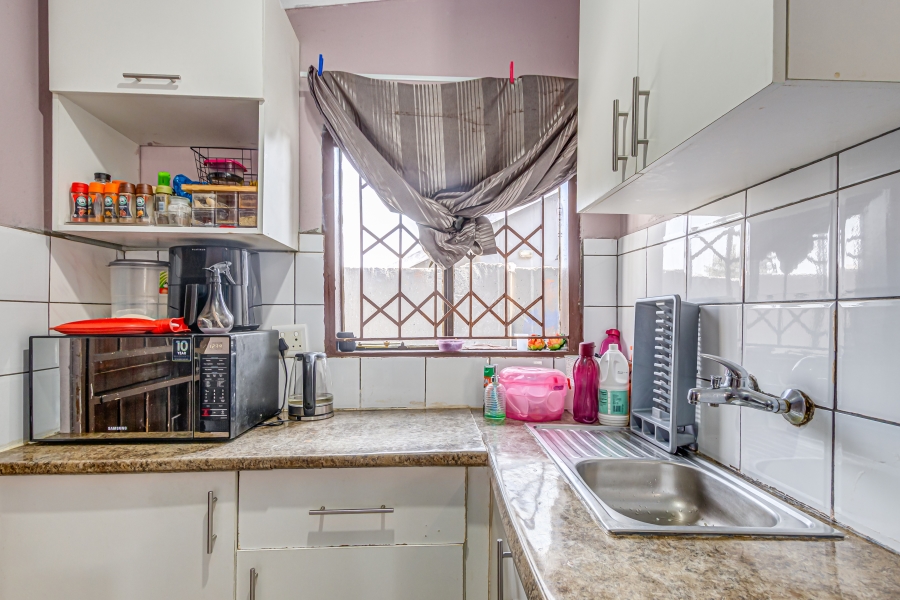 7 Bedroom Property for Sale in Cosmo City Gauteng