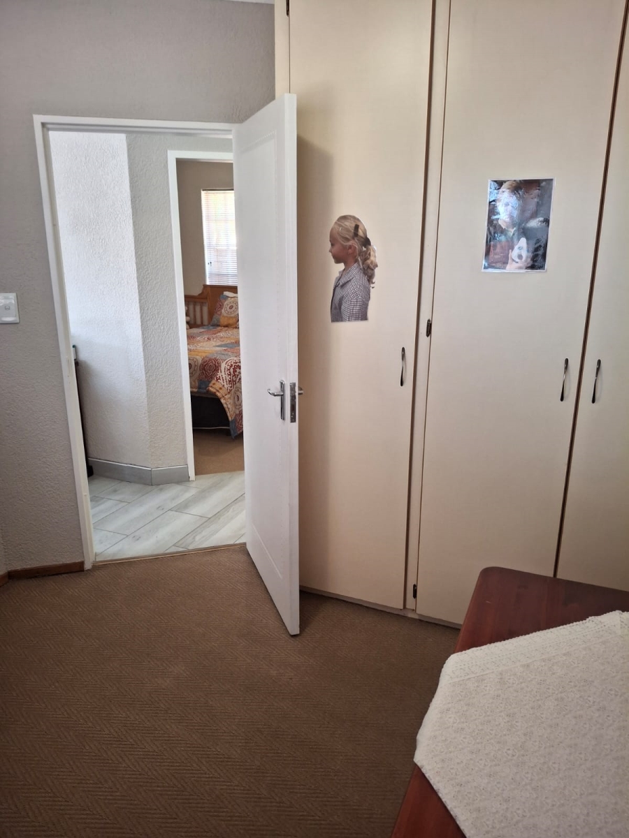 3 Bedroom Property for Sale in Eike Park Gauteng