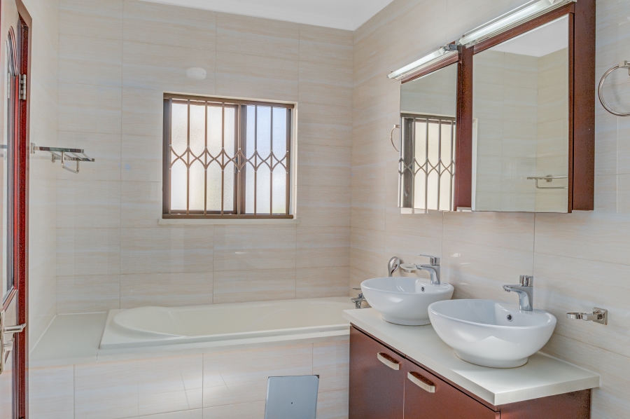 2 Bedroom Property for Sale in Summerset Gauteng