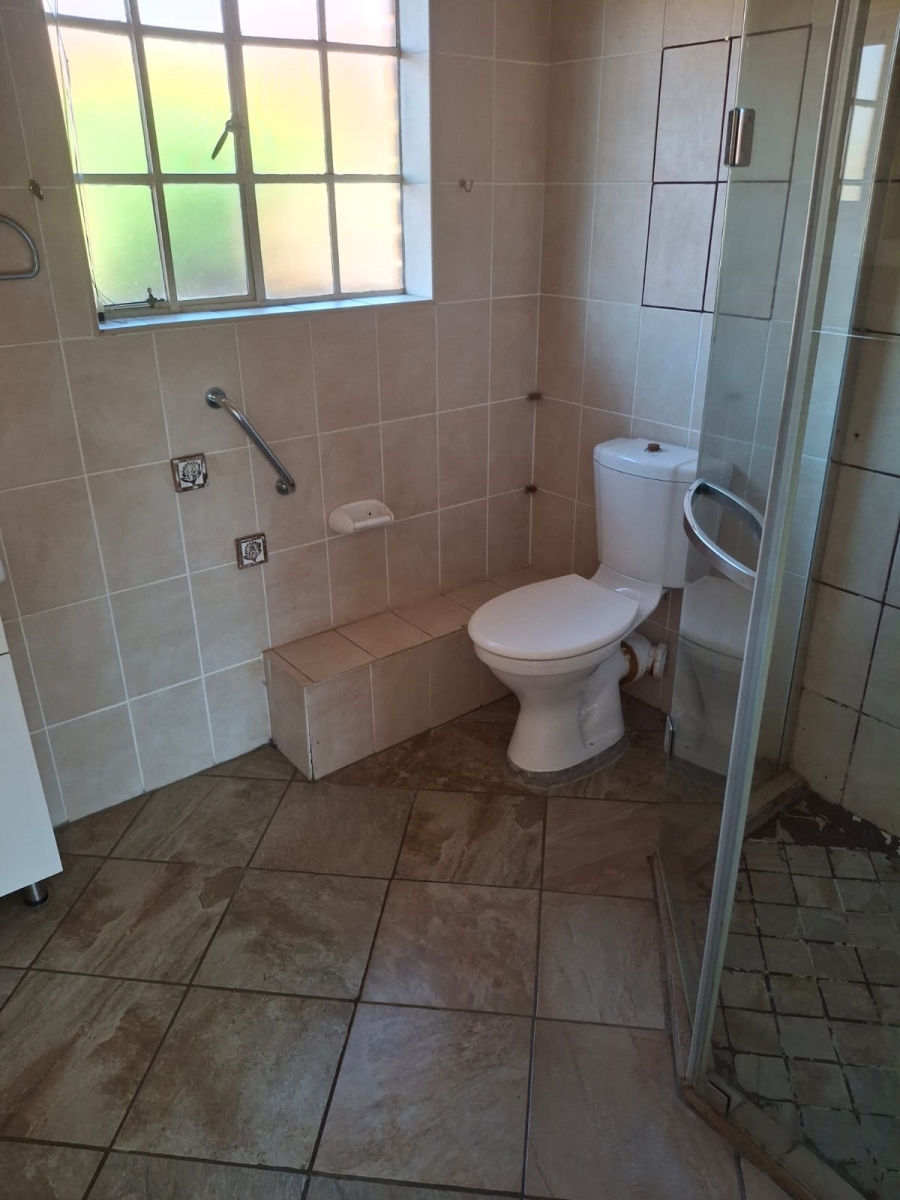 2 Bedroom Property for Sale in Eike Park Gauteng