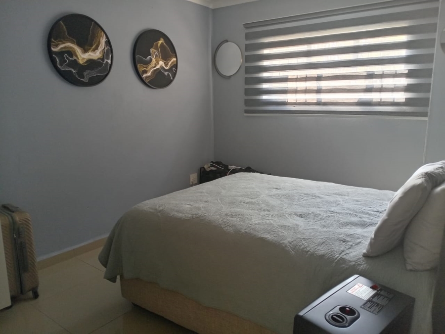 1 Bedroom Property for Sale in Glen Austin Gauteng