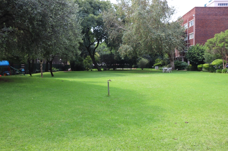 2 Bedroom Property for Sale in Riviera Gauteng
