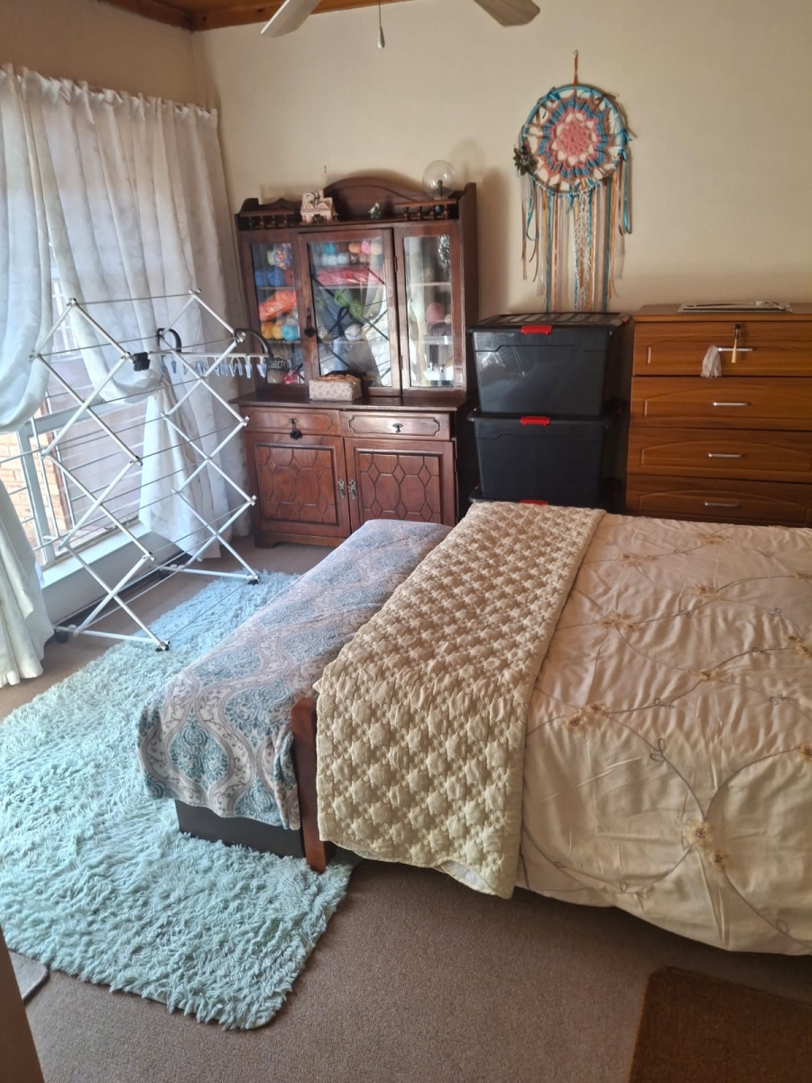 3 Bedroom Property for Sale in Helikonpark Gauteng