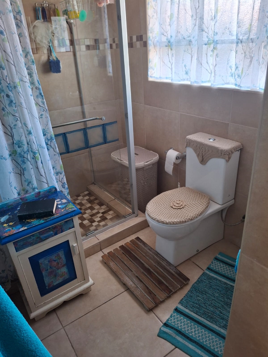 3 Bedroom Property for Sale in Helikonpark Gauteng
