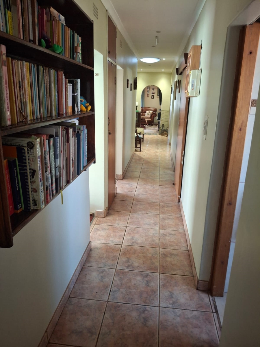 3 Bedroom Property for Sale in Helikonpark Gauteng