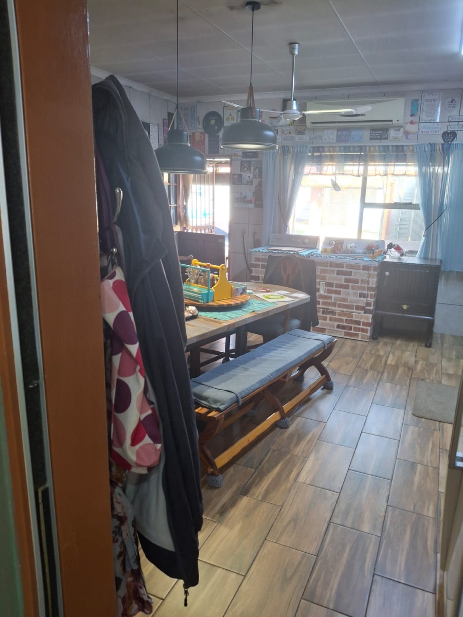 3 Bedroom Property for Sale in Helikonpark Gauteng