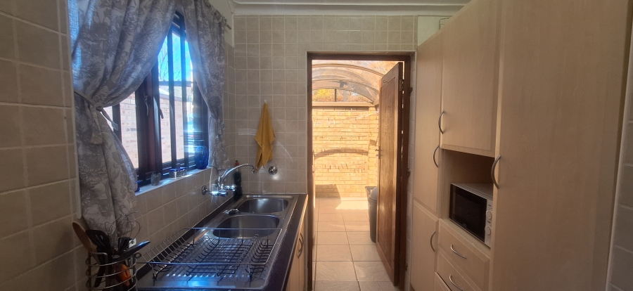 3 Bedroom Property for Sale in Noordheuwel Gauteng