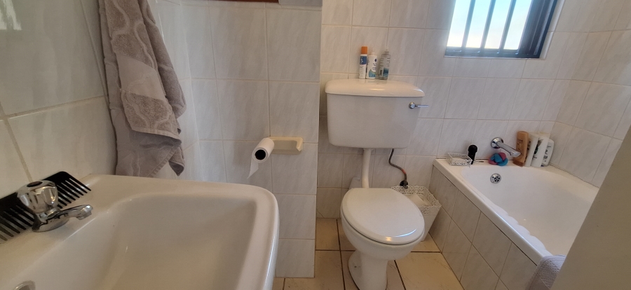 3 Bedroom Property for Sale in Noordheuwel Gauteng
